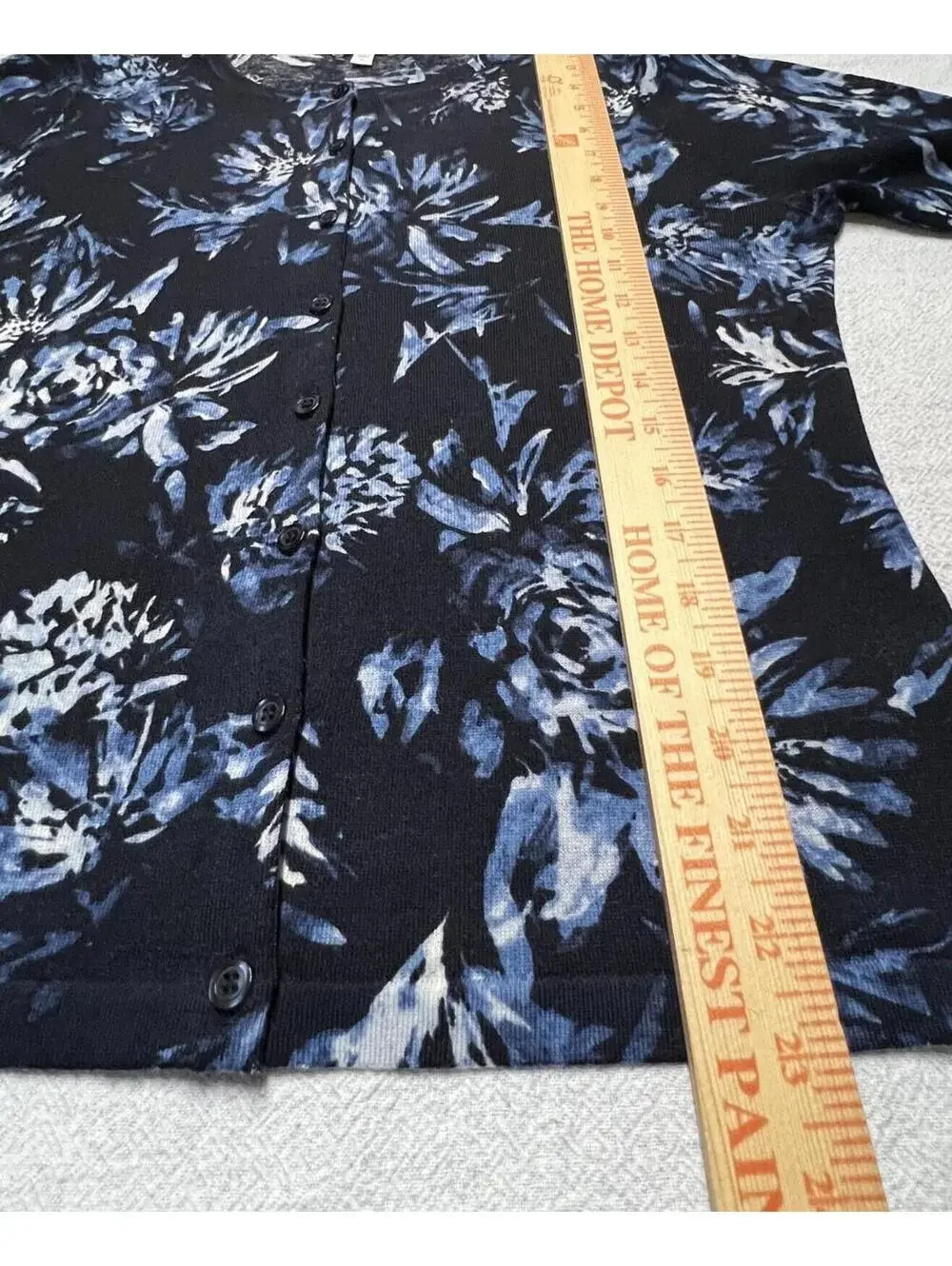 Garnet Hill 100% Merino Wool Cardigan // Blue Floral Coastal Grandmother [M] - Picture 5 of 7